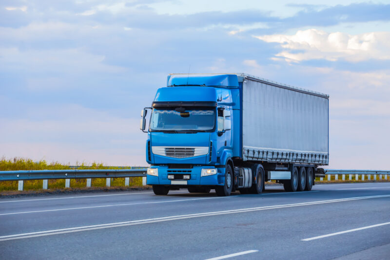 Do You Need a CDL to Drive a Box Truck? 